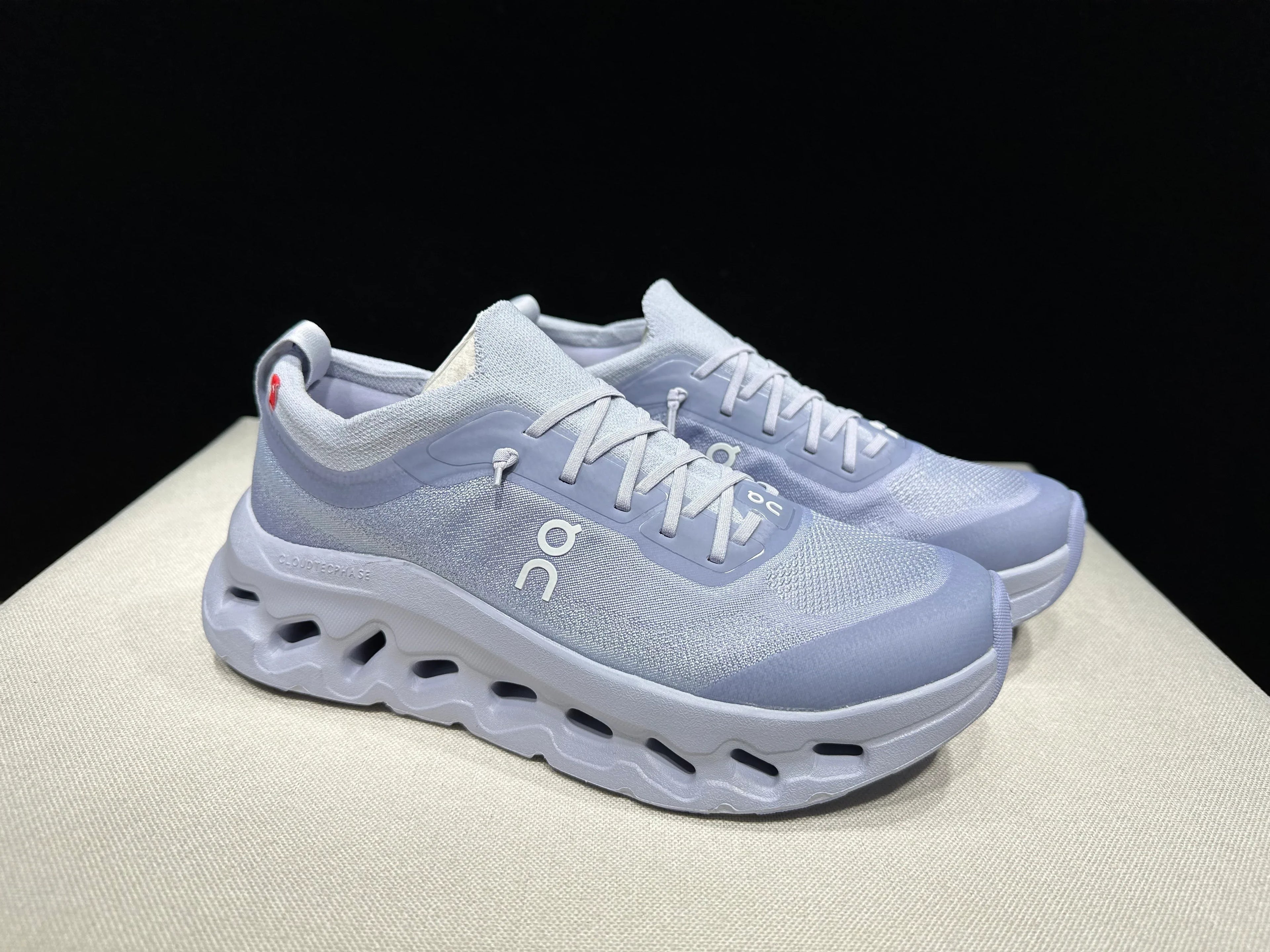 ON Cloudtilt Moon Racing Shoes - SenopekooCLO